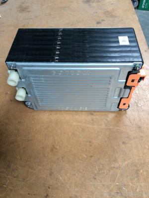 LG_P30_3.jpg