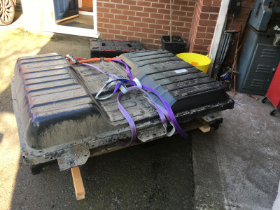 leaf battery.jpg