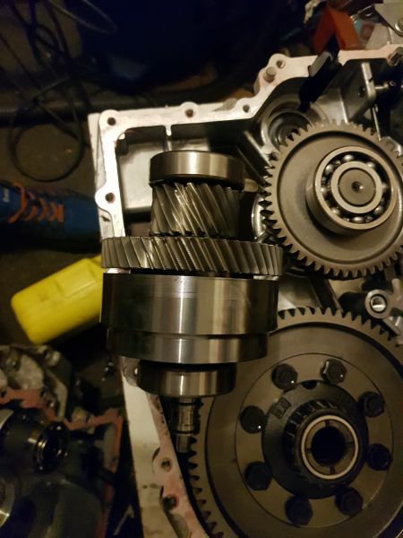 File:Outlander Front Clutch.jpg