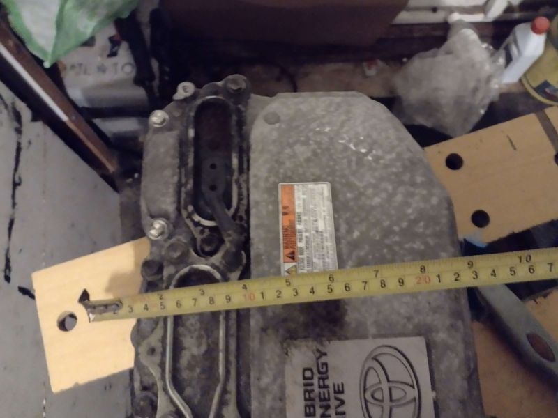 File:Toyota Yaris Inverter Width.jpg